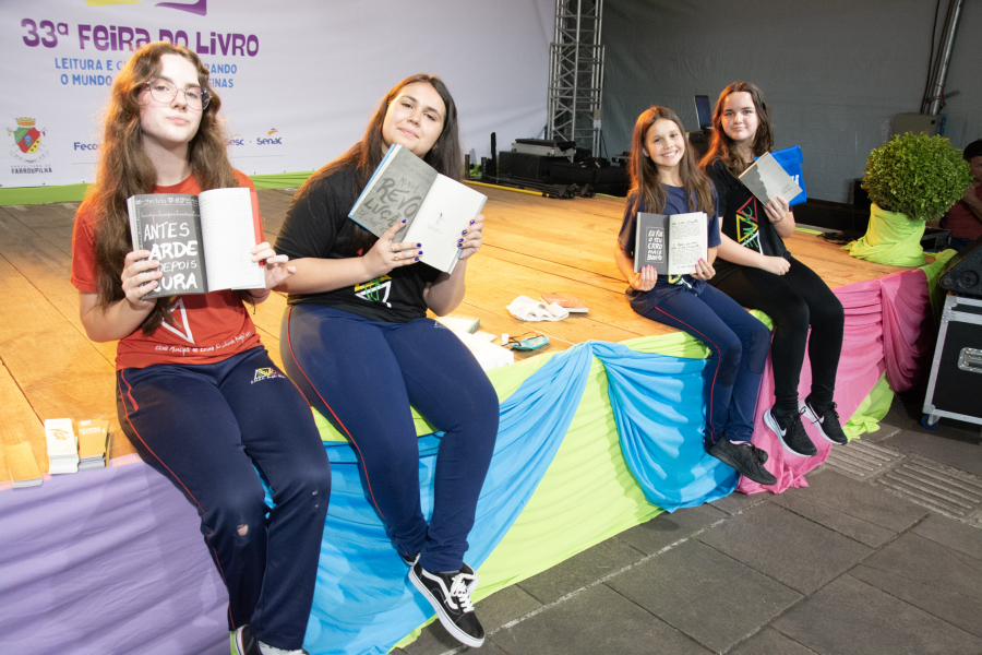  Feira do Livro de Farroupilha ocorre até o próximo sábado