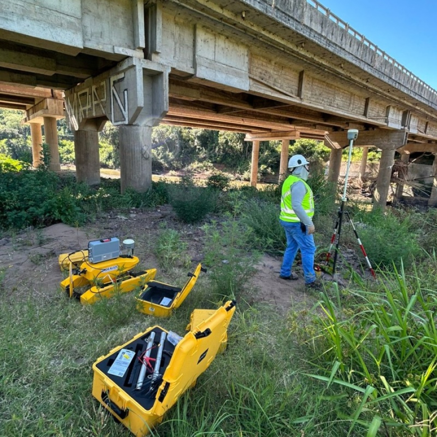 CSG mapeia profundidade e relevo dos rios para melhorias em pontes do Vale do Caí