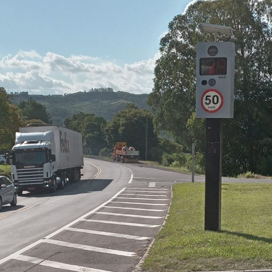 Radares e redutores de velocidade começam a ser instalados pela CSG em rodovias concedidas no Vale do Caí e Serra Gaúcha